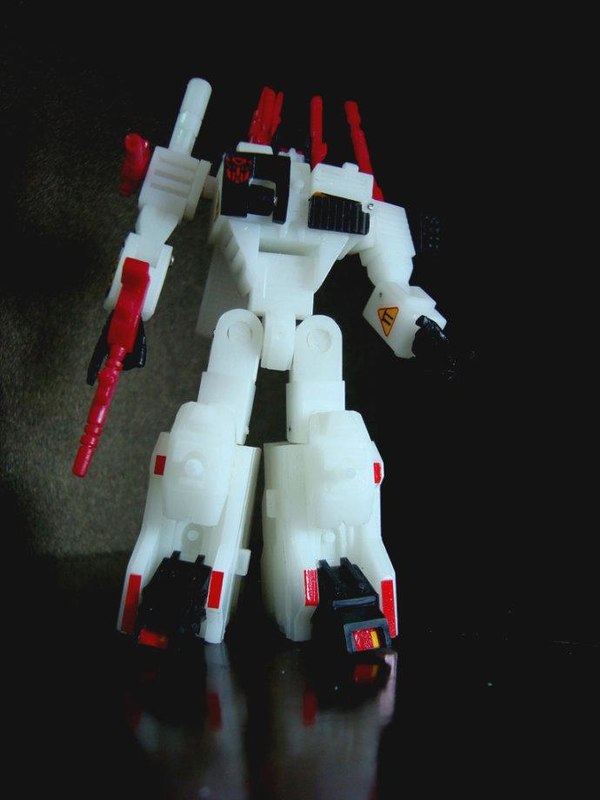 Eagle EMP0810 Mini Metroplex  Transformers Autobot Base Image (1a) (5 of 14)